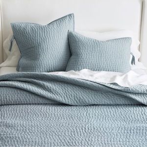 Pottery Barn King Cal King Stonewashed Pick Stitch Quilt Two King Shams Sky Blue